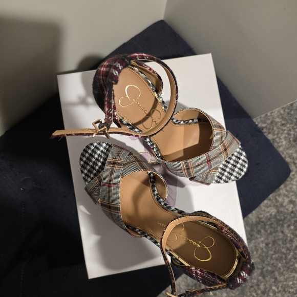 Jessica Simpson Plaid and Houndstooth Women's Heels - Picture 7 of 7
